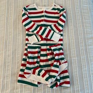 Match the family Christmas pjs NWOT